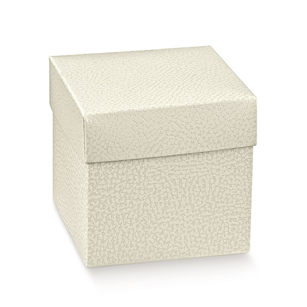 scatola pelle bianca 12x12x9 - SCATOLE BOMBONIERE - Nuovi arrivi - Regali e Bomboniere
