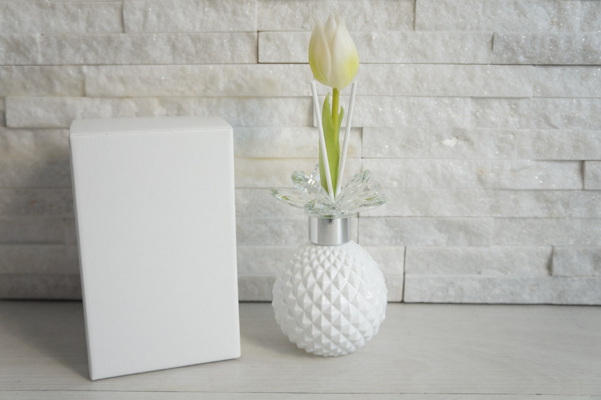 PROFUMATORE FRUIT CRYSTAL CON TULIPANO E BOX 8,5X14CM  - Cristallo e Vetro - Nuovi arrivi - Regali e Bomboniere