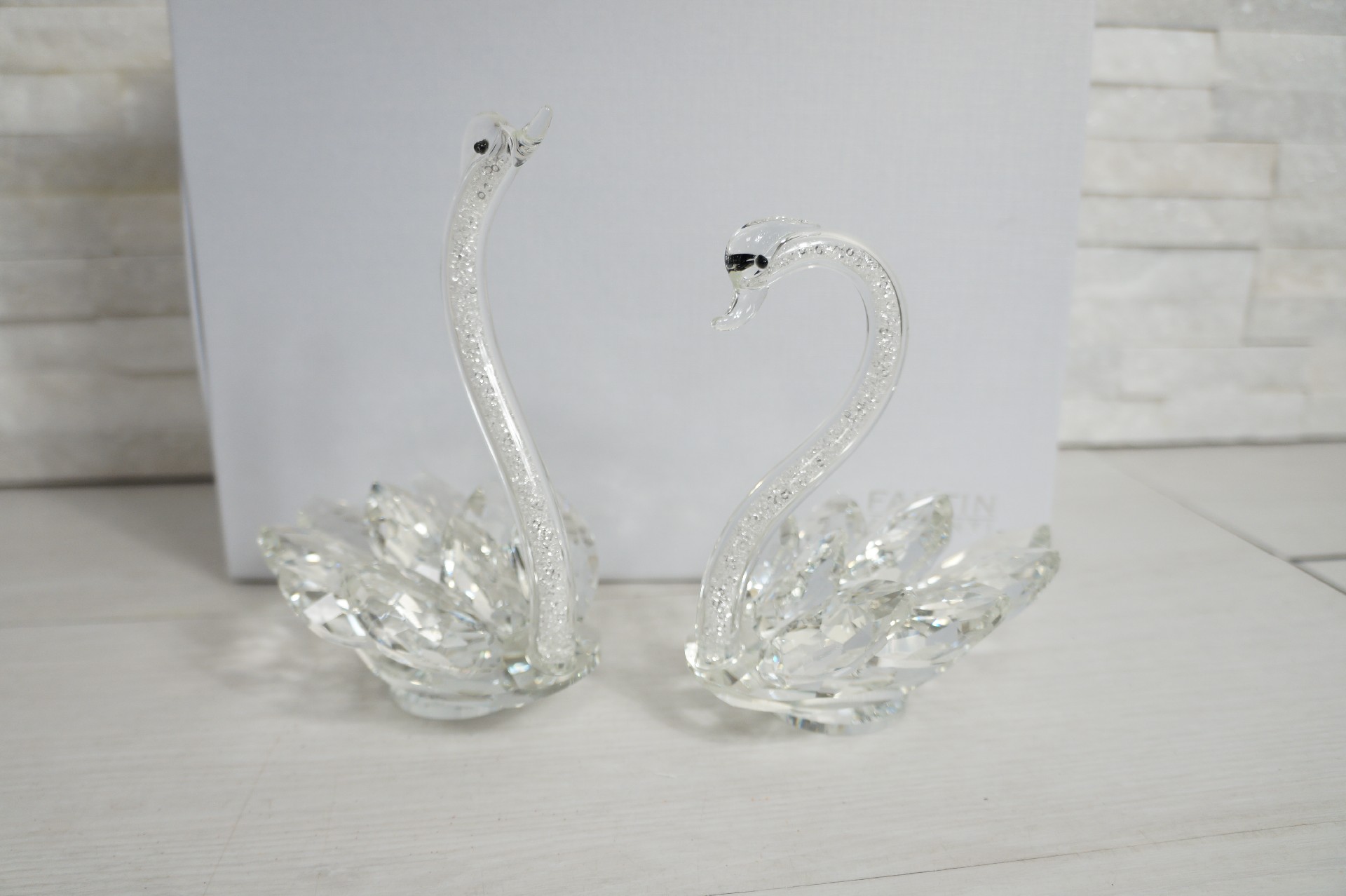 COPPIA DI CIGNI CRISTALLO CON STRASS 11X8,5X H14 11X8,5CM  - Cristallo e Vetro - Nuovi arrivi - Regali e Bomboniere