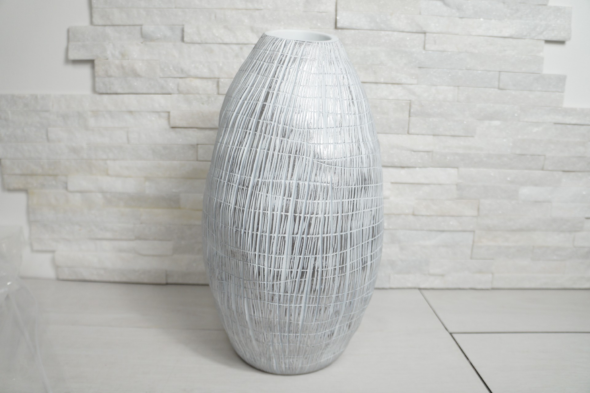 VASO POLIRESINA CORTECCIA WHITE SILVER 21X21X38CM  - FANTIN ARGENTI - Nuovi arrivi - Regali e Bomboniere